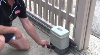 How to Manually Open an Automatic Gate During a Power Outage: A Complete Guide